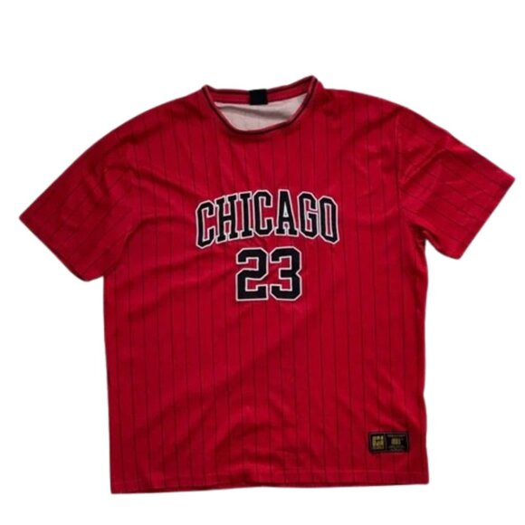 FSBN CHICAGO 23 Loose Fit Men's Medium Red Short Sleeve Tee crewneck - Picture 1 of 10